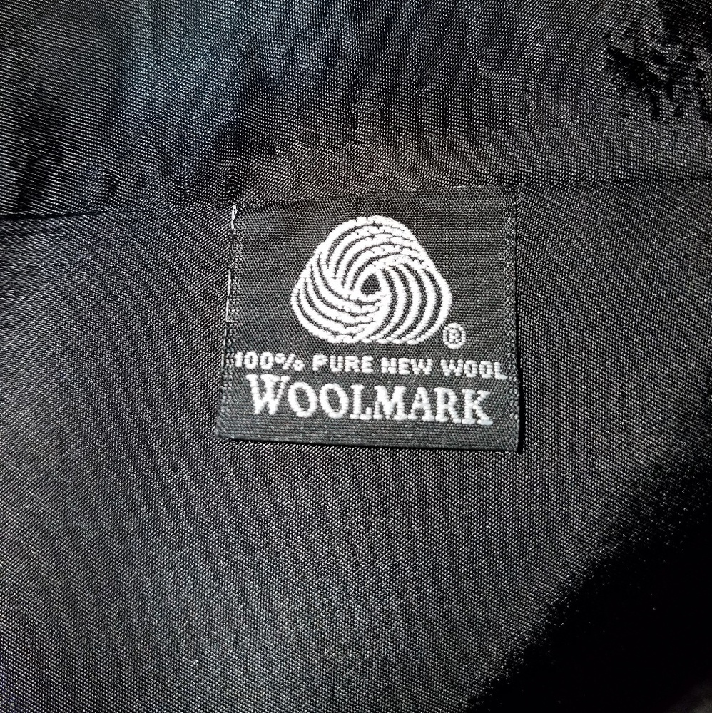 SOLD - Perfect black wool trenchcoat - Picture 3 of 7